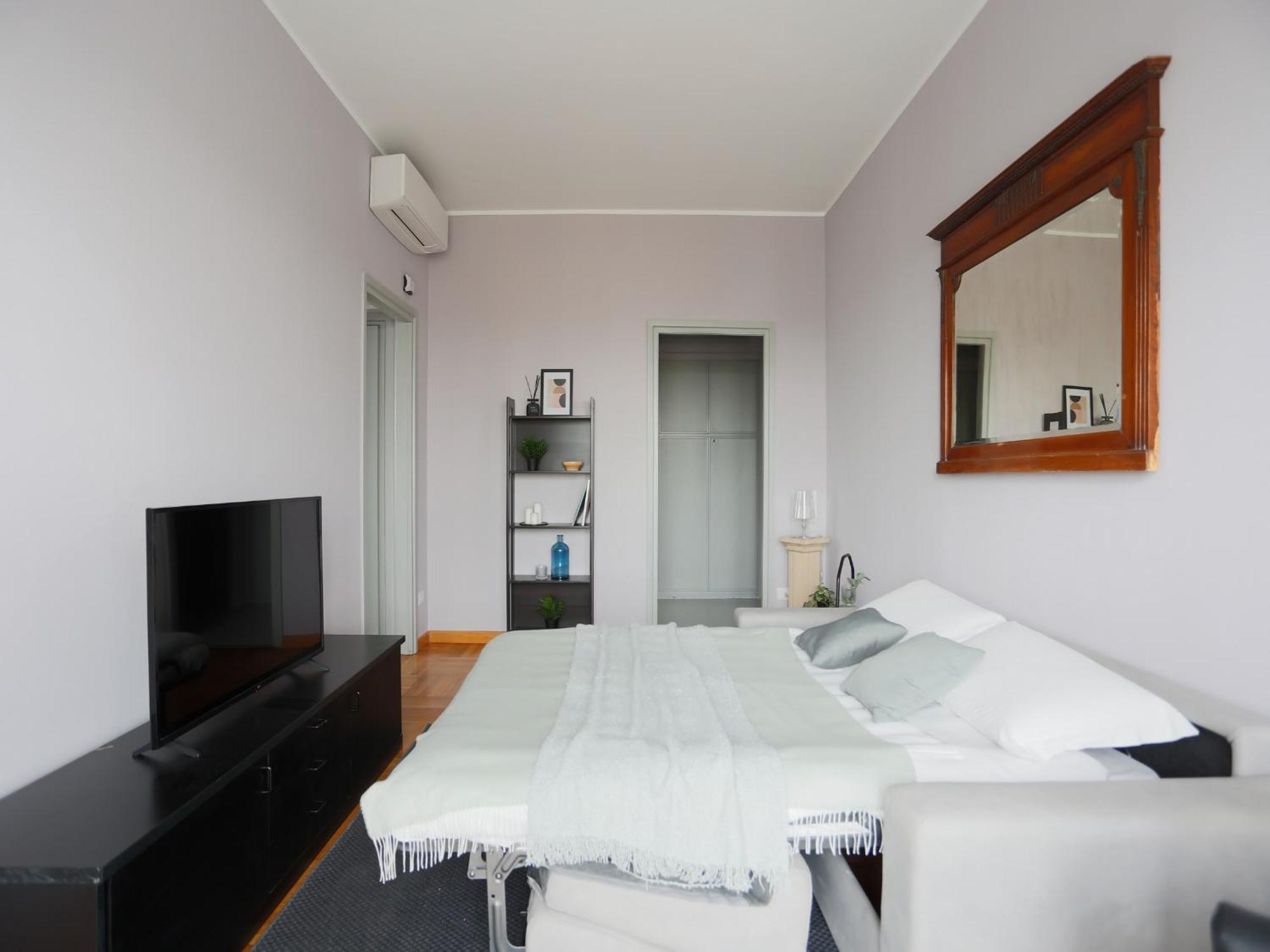 The Best Rent - Spacious One-Bedroom Apartment In Moscova District Milano Eksteriør billede